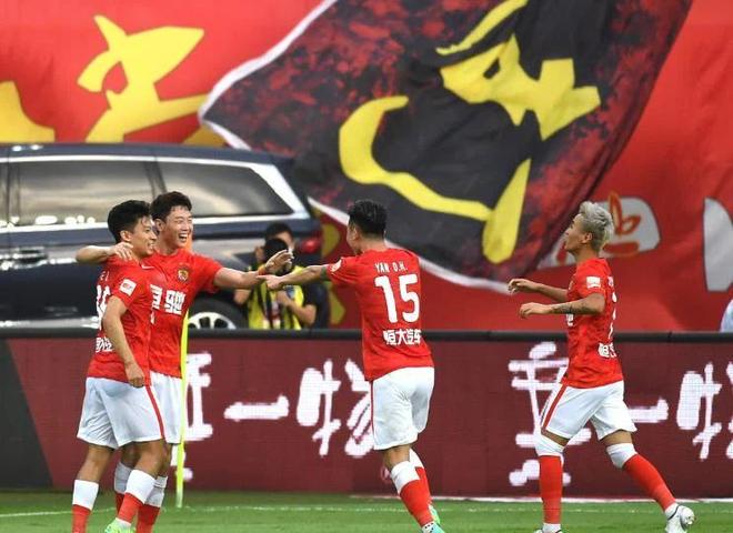 爱游戏登陆入口NBA常规赛清晨再迎强敌，广州队迎来里程碑，主帅态度——信心回归，训练强度明显提升的简单介绍