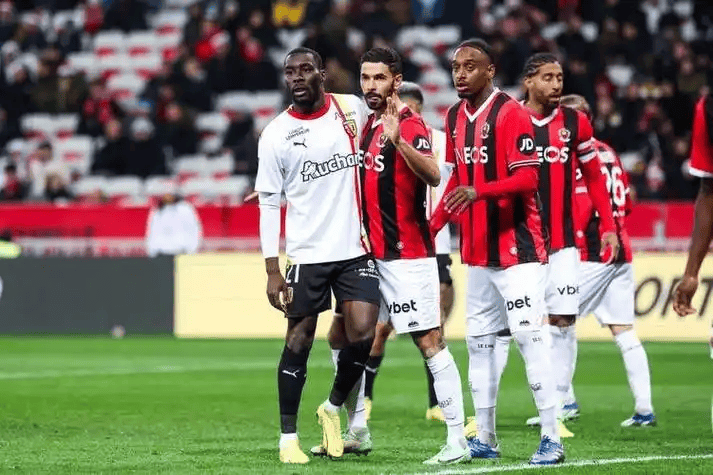 爱游戏官网武汉三镇主帅复盘备战法国杯AC米兰状态回暖备战CBA季后赛，达拉斯独行侠今夜更衣室发声直接炸裂的简单介绍